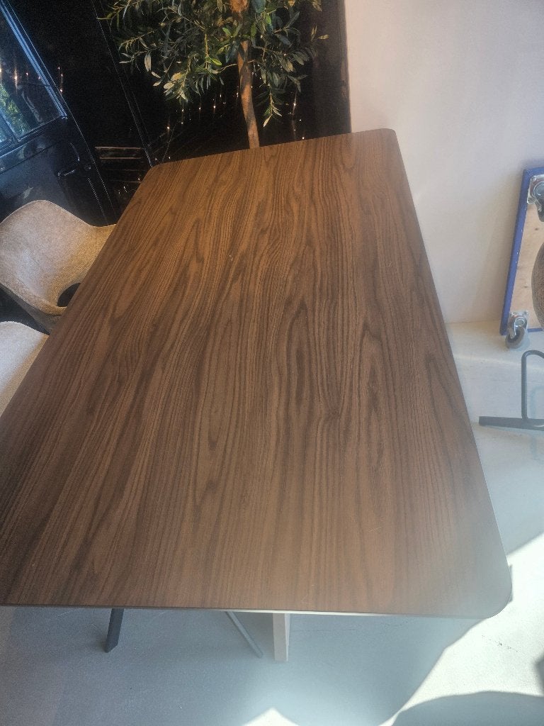 Walnoot eettafel met latte poten - 160x90x92, Ophalen, Gebruikt