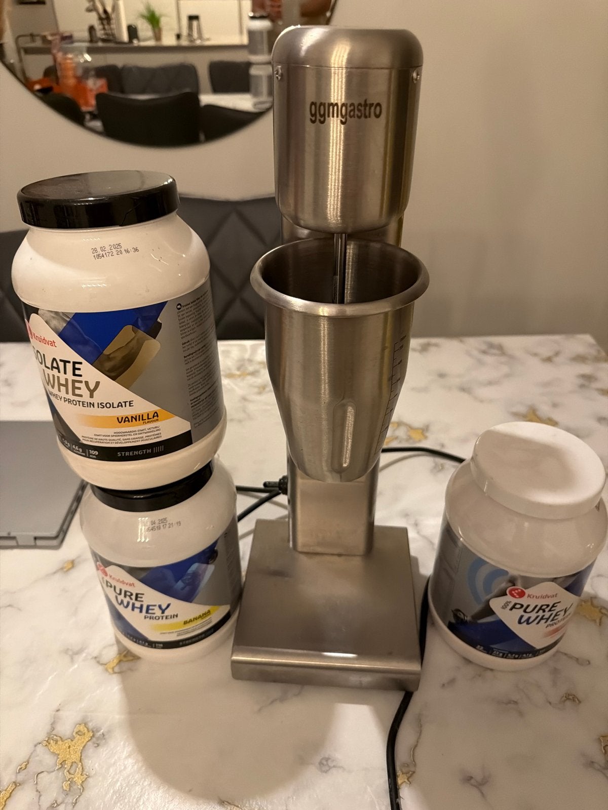 Milkshaker / Blender - RVS, Minder dan 1 liter, Ophalen of Verzenden, Zo goed als nieuw, 1 snelheid