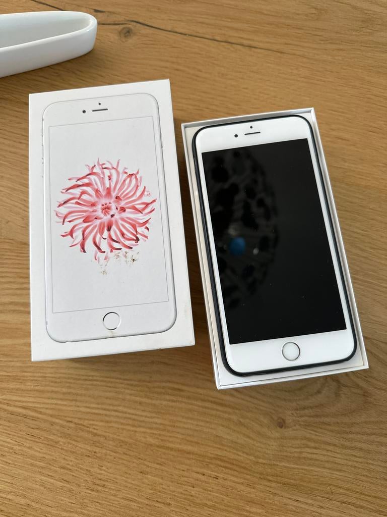 Apple iPhone 6 Plus 16 GB Zilver met doos, Telecommunicatie, Mobiele telefoons | Apple iPhone, Ophalen, Gebruikt, 16 GB, Zonder simlock