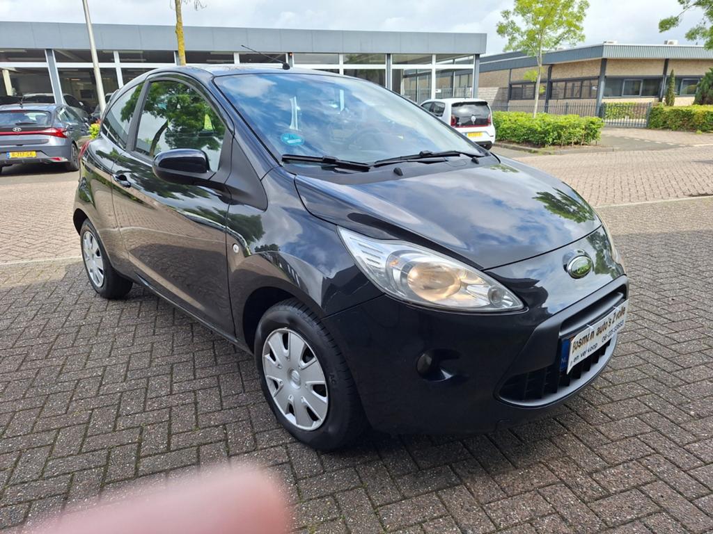 Ford Ka 1.2 69pk 2010 Zwart Airco Nieuwe Apk nieuwe banden, Voorwielaandrijving, Stof, 4 cilinders, 4 stoelen