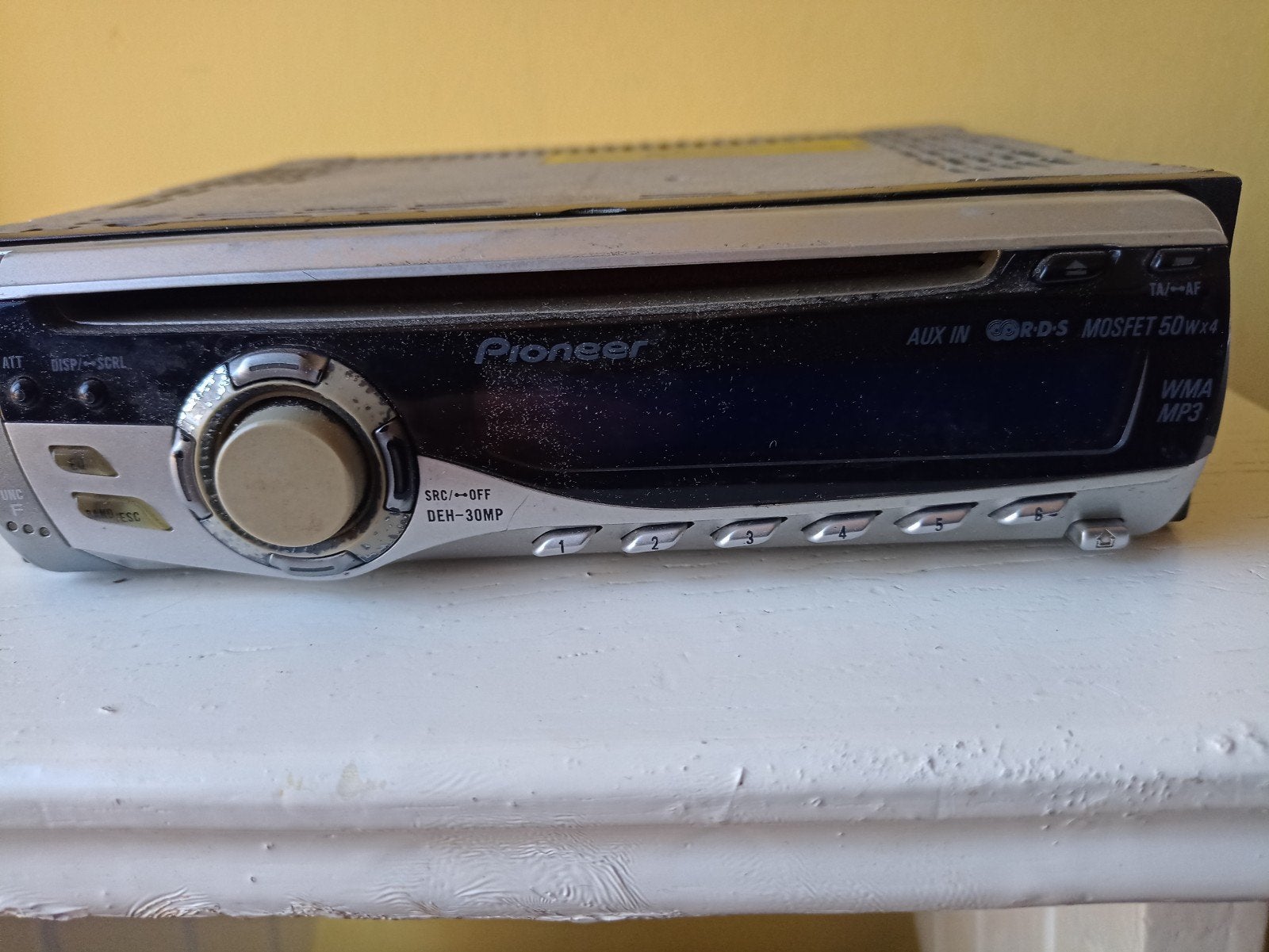 Pioneer DEH-30MP Autoradio met CD-speler (defect), Auto diversen, Ophalen of Verzenden, Gebruikt