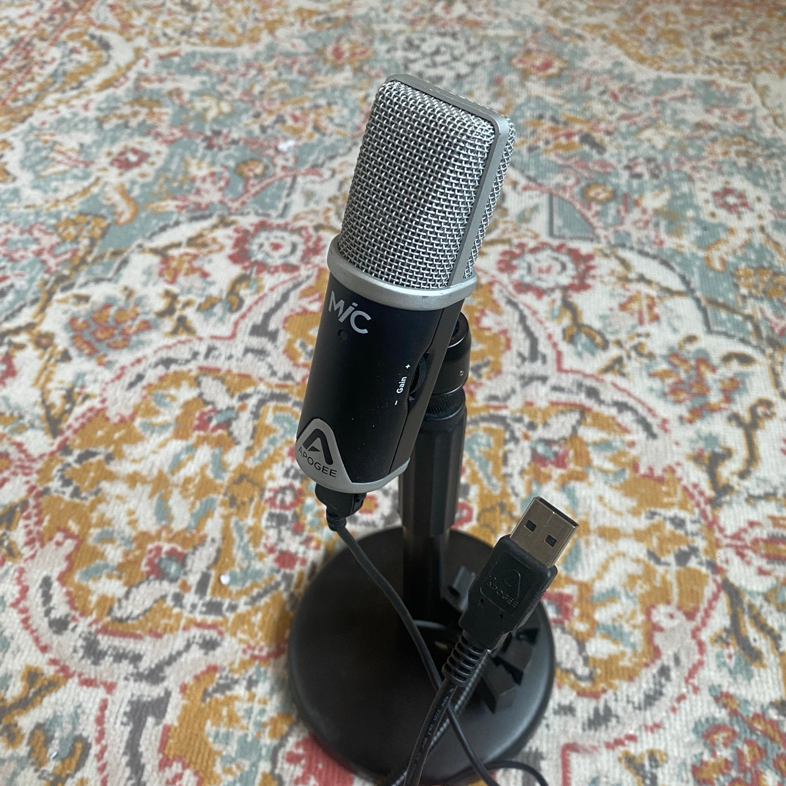 Apogee MiC USB Microfoon met Popfilter en Standaard, Muziek en Instrumenten, Microfoons, Ophalen of Verzenden, Zo goed als nieuw