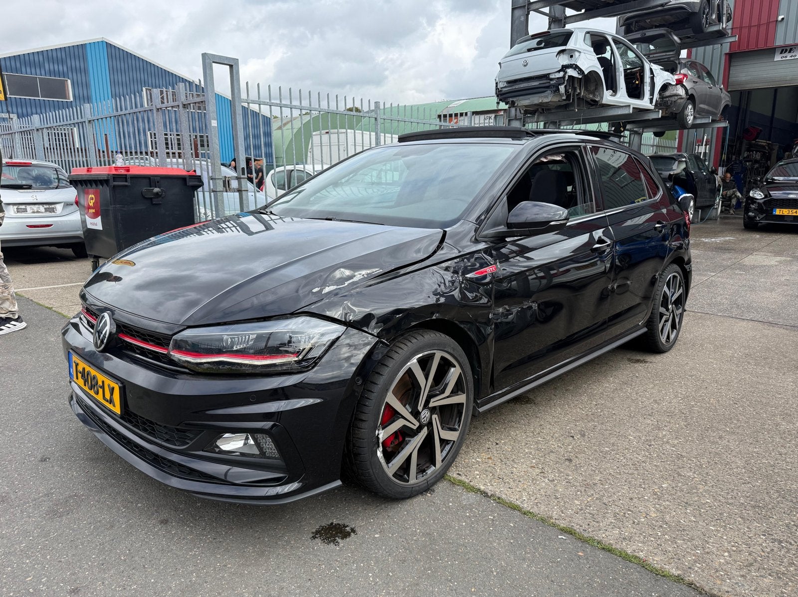 Volkswagen Polo 2.0 TSI 200pk 6-DSG 2020 Zwart, 4 cilinders, 1984 cc, Zwart, 14 km/l