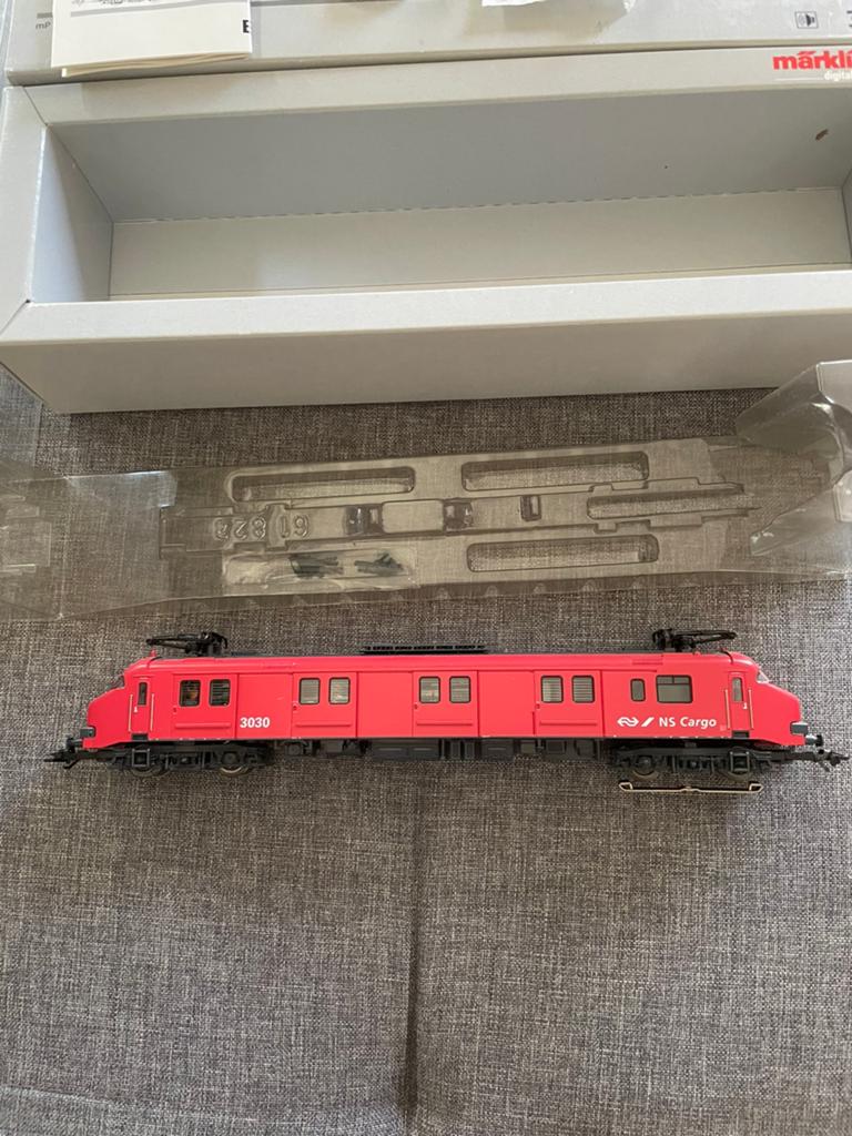 Marklin 37892 Cargo post lok digitaal, Wisselstroom, Locomotief, Ophalen of Verzenden, Zo goed als nieuw