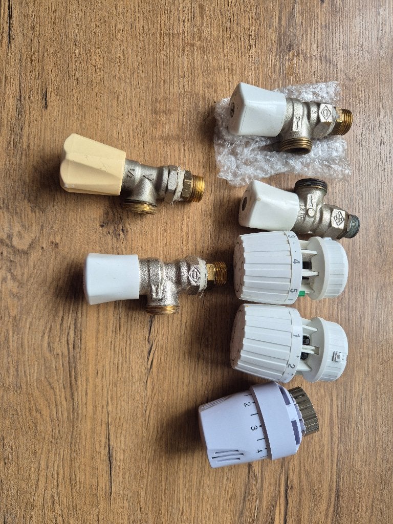Radiator knoppen, Doe-het-zelf en Verbouw, Verwarming en Radiatoren, Ophalen, 30 tot 80 cm, Gebruikt, Radiator