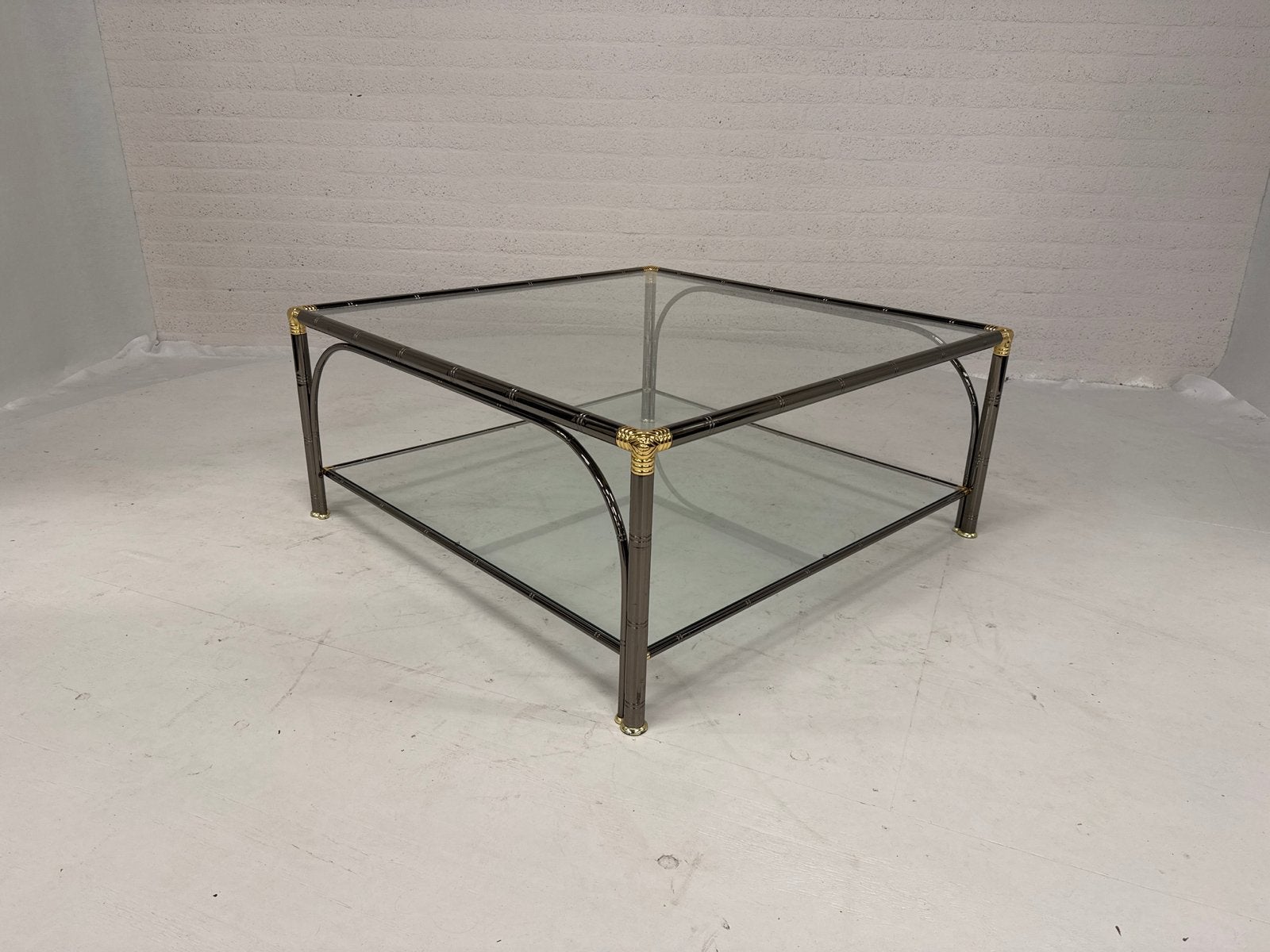 Vintage bamboe stijl salontafel met glazen blad, Ophalen, Gebruikt, Vierkant, 50 tot 100 cm