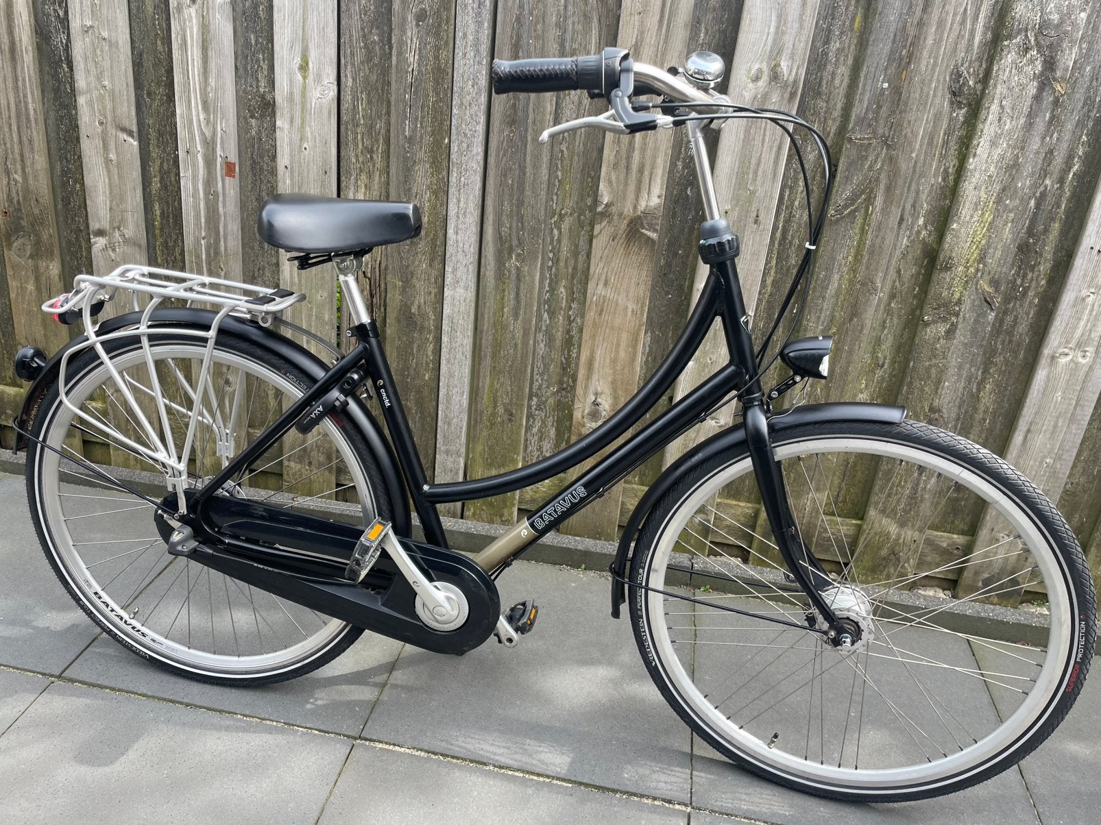 Batavus cnctd . 28 inch, 3speed, frame 50 , et cetera, Ophalen, Batavus, Zo goed als nieuw, 0 zitjes
