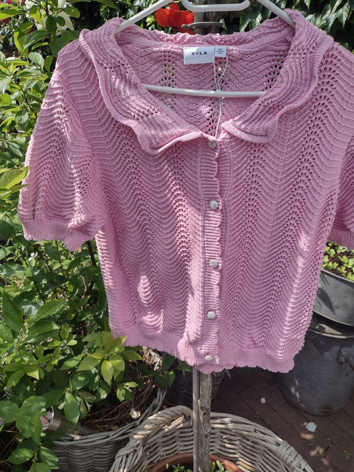 VILA roze vestje korte mouw met mooie knopen maat 40/42, Kleding | Dames, Ophalen of Verzenden