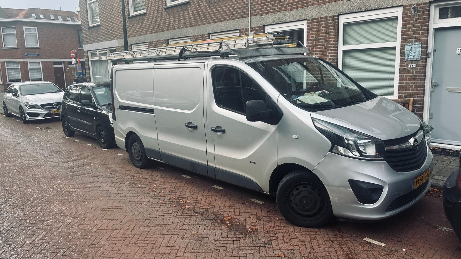 Opel Vivaro 1.6 D 88KW BV 2016, Auto's, 4 cilinders, Origineel Nederlands, Particulier, 1711 kg