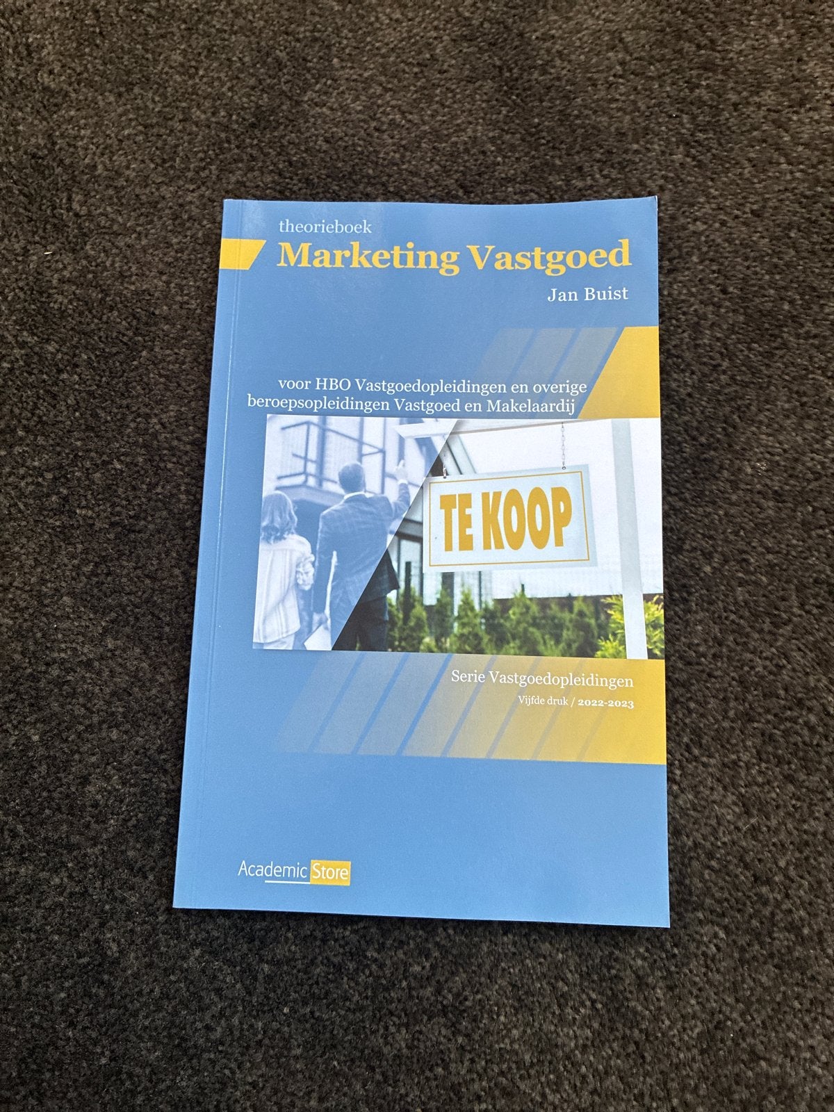 Marketing Vastgoed - Theorieboek HBO Vastgoedopleidingen, Ophalen of Verzenden, Zo goed als nieuw, HBO
