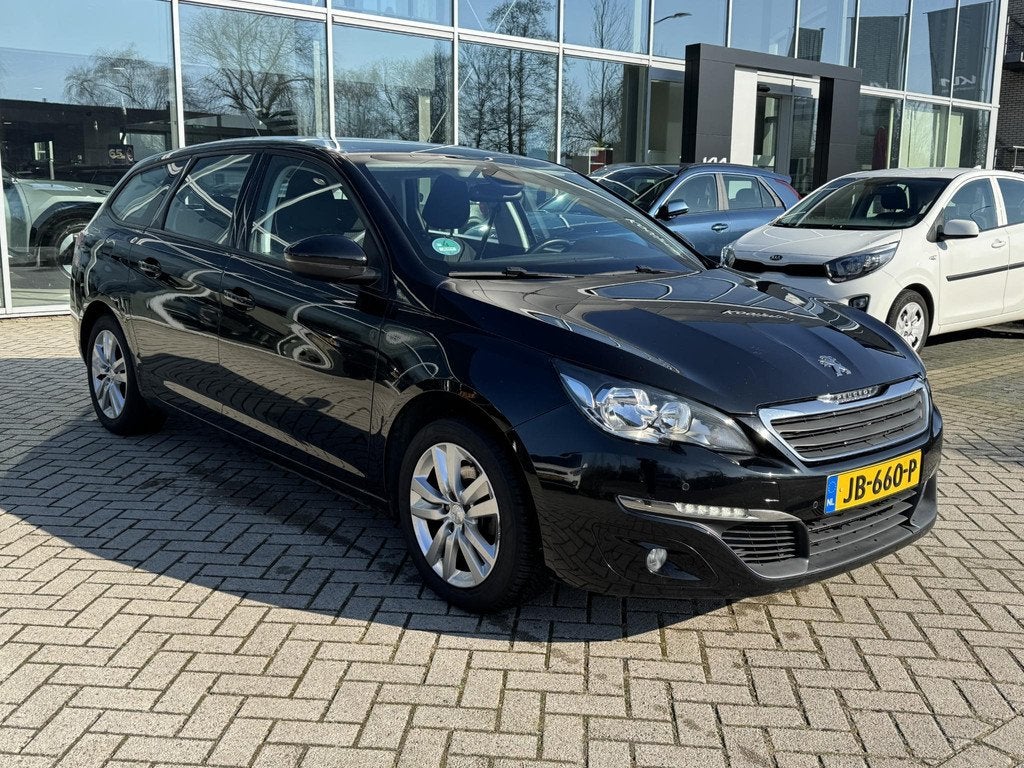 Peugeot 308 SW 1.2 PureTech Blue Lease Premium | Trekhaak |, Stof, Gebruikt, Euro 6, 1199 cc