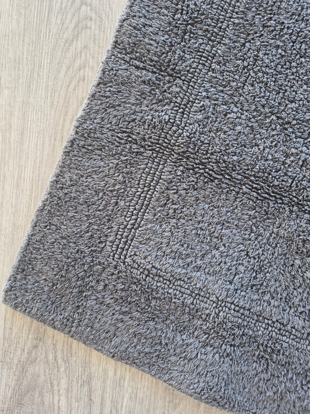 Grijze Badmat 70 x 140 cm, Ophalen of Verzenden, Gebruikt, Grijs, Badmat