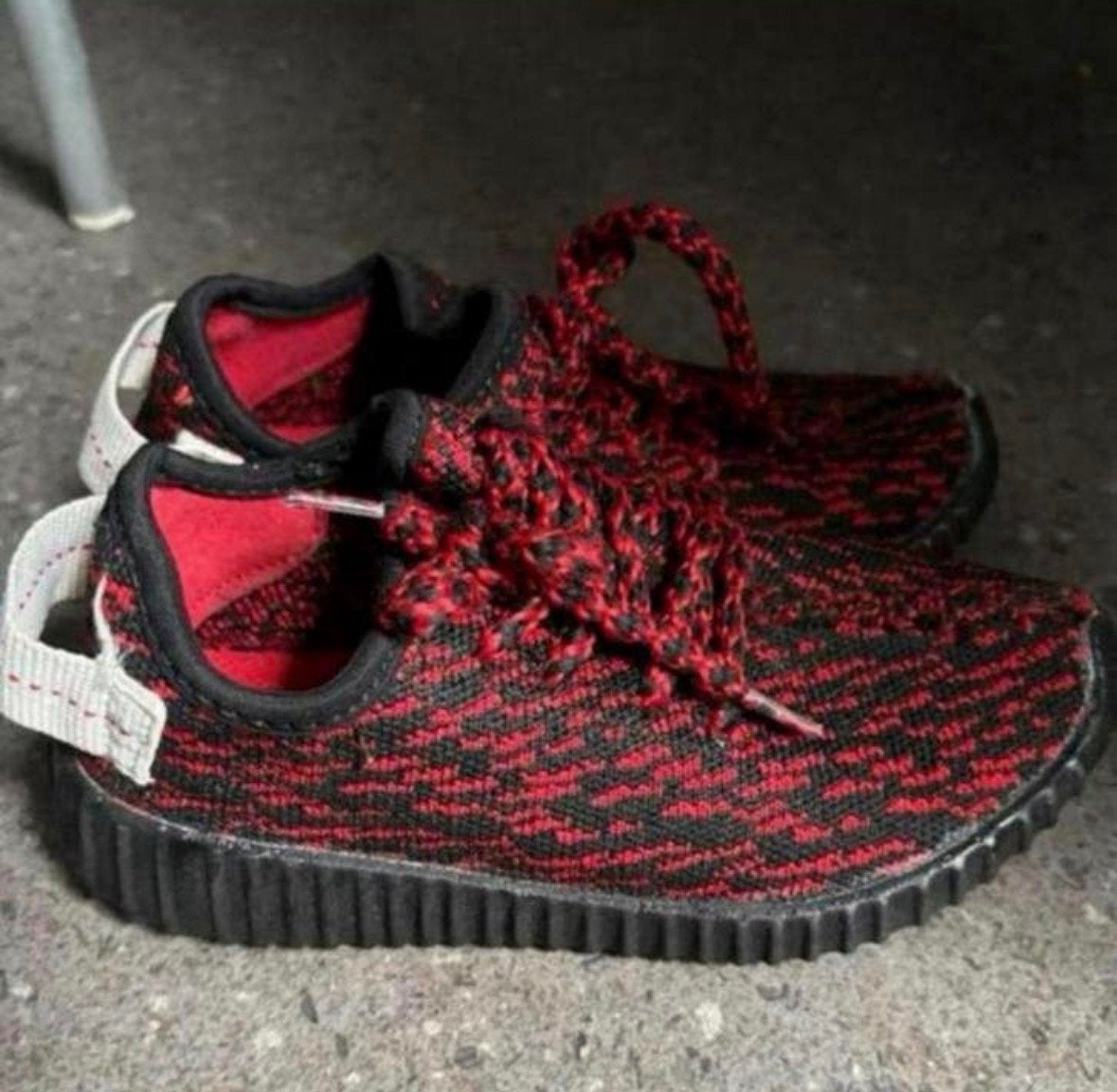 Adidas Yeezy Boost Sneakers Maat 28, Ophalen of Verzenden, Gebruikt, Jongen of Meisje, Sportschoenen