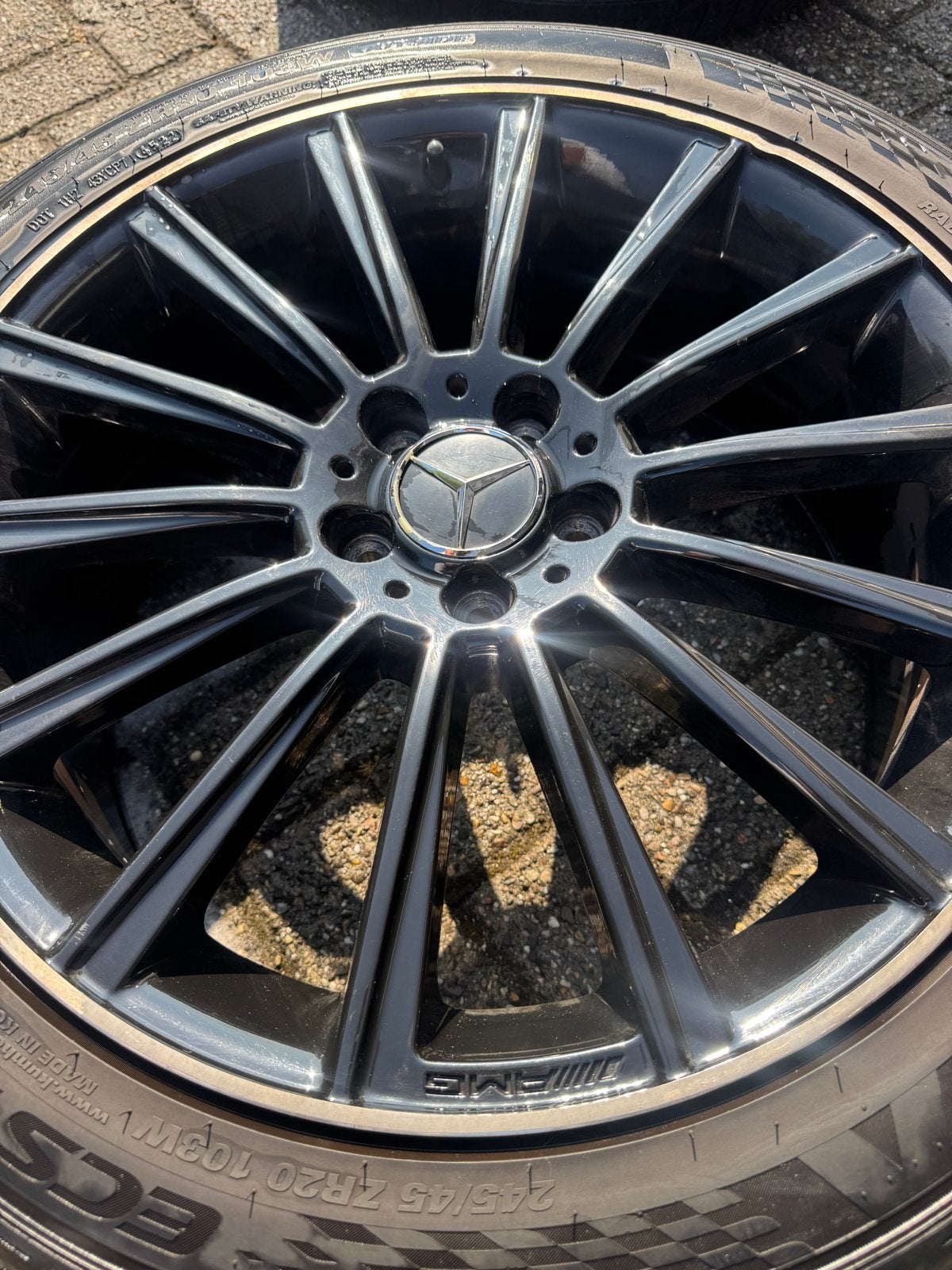 ORGINELE MERCEDES AMG 20 inch velgen met BANDEN- 245/45 ZR20, Auto-onderdelen, Banden en Velgen, Ophalen, Banden en Velgen, Personenwagen