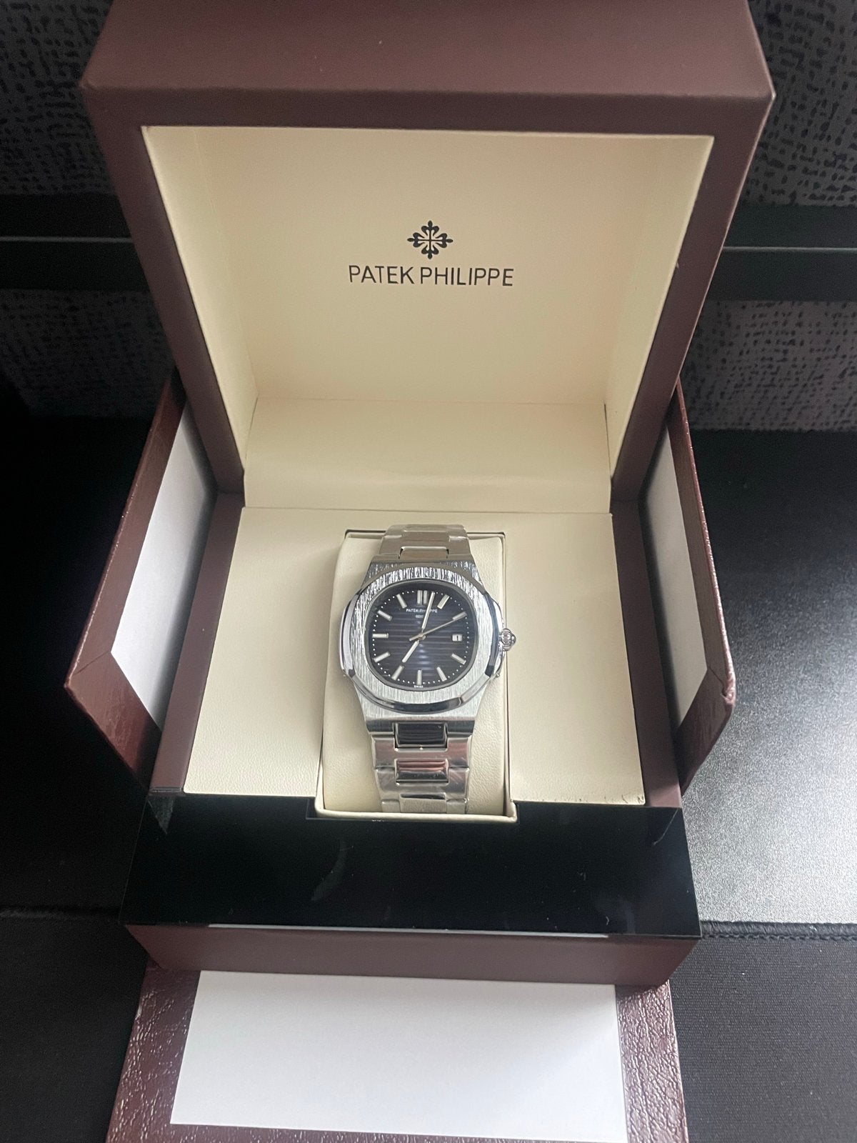 Patek Philippe Nautilus, Staal, Staal, Polshorloge, Nieuw