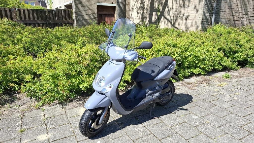 Yamaha Neo's scooter te koop, Fietsen en Brommers, Scooters | Yamaha, Ophalen, Gebruikt, Maximaal 45 km/u, Benzine