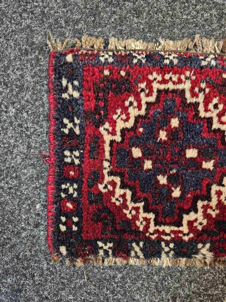 Klein oosters tapijt 31/27 cm, Minder dan 50 cm, Gebruikt, Blauw, Etten-Leur