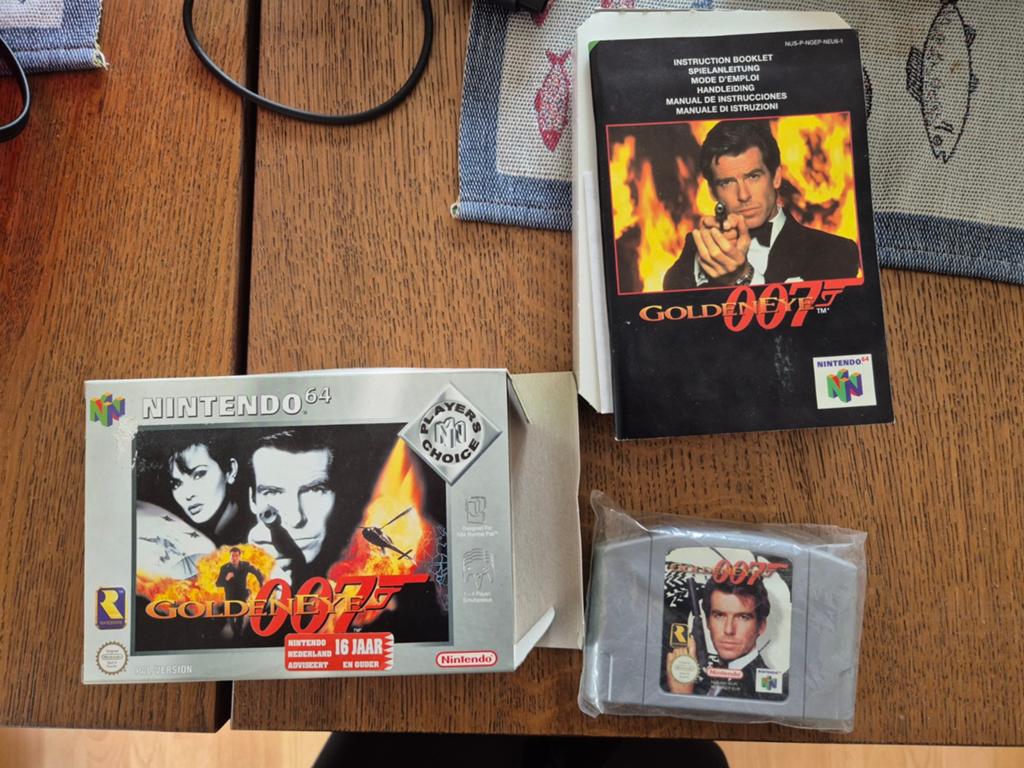 GoldenEye 007 Nintendo 64 (N64) Compleet in doos, Spelcomputers en Games, Spelcomputers | Nintendo 64, Gebruikt, Zonder controller