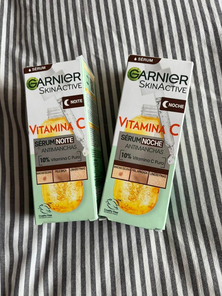 Garnier skinActive Vitamine c serum, Ophalen of Verzenden, Zo goed als nieuw, Gehele gezicht