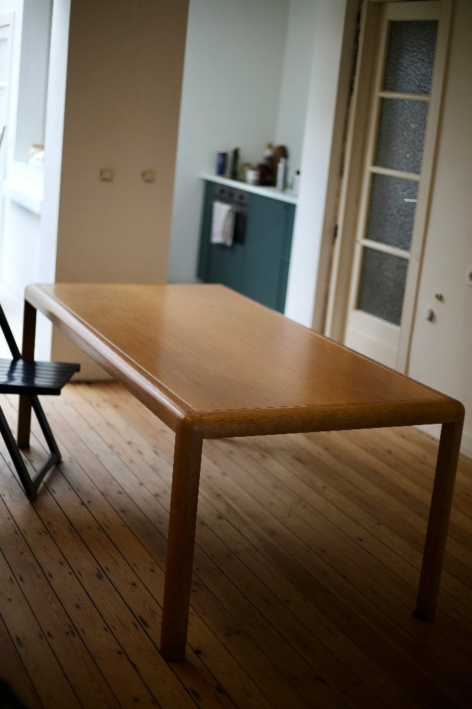 Vintage design eettafel - Van den Berghe Pauvers, Huis en Inrichting, Ophalen, Gebruikt, Eikenhout, 200 cm of meer