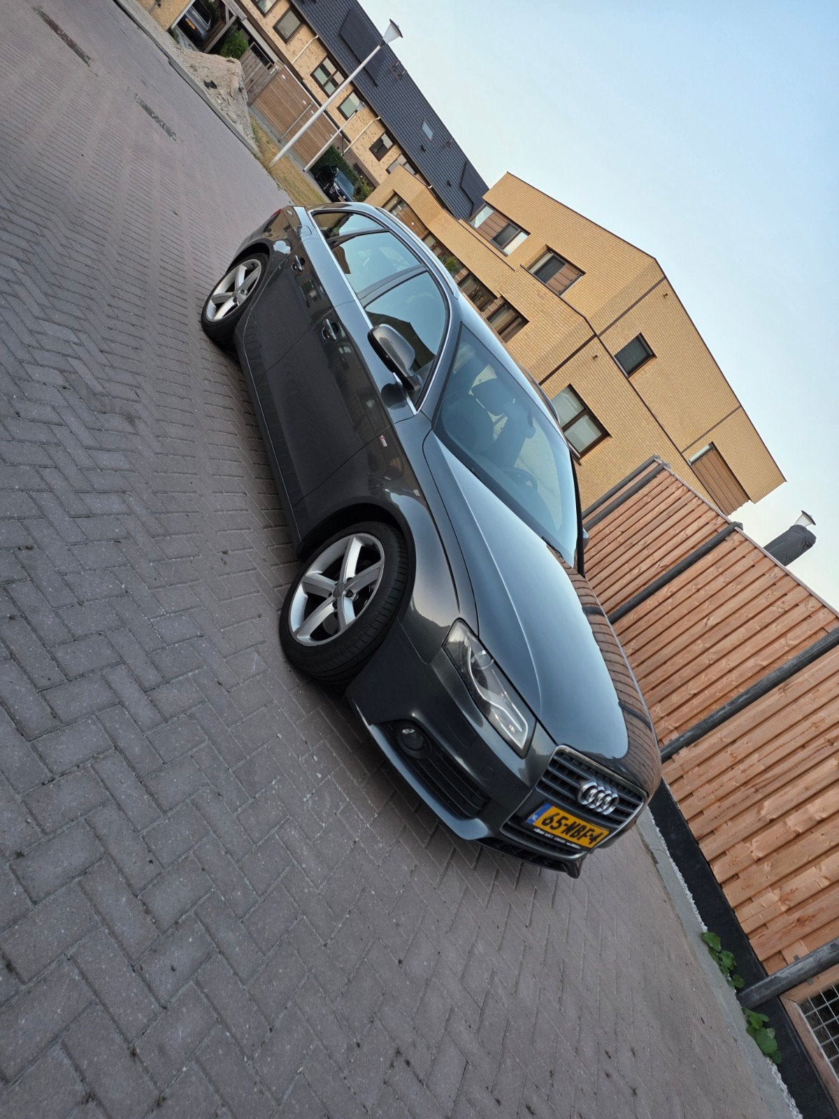 Audi A4 Pro Line S, Auto's, Voorwielaandrijving, 4 cilinders, 1984 cc, Origineel Nederlands
