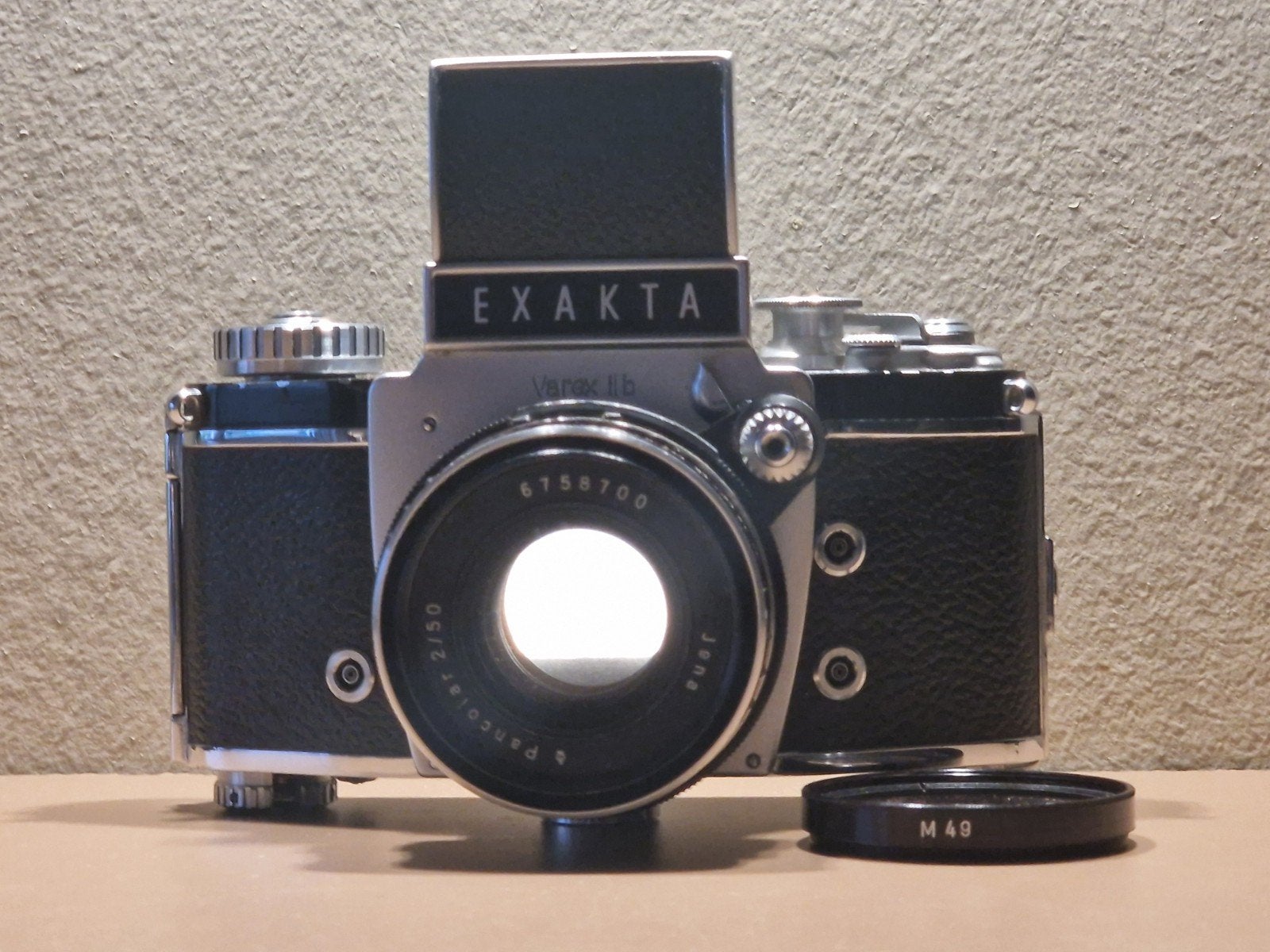 Exakta Varex IIb Spiegelreflexcamera met Pancolar 2/50 lens, Ophalen of Verzenden