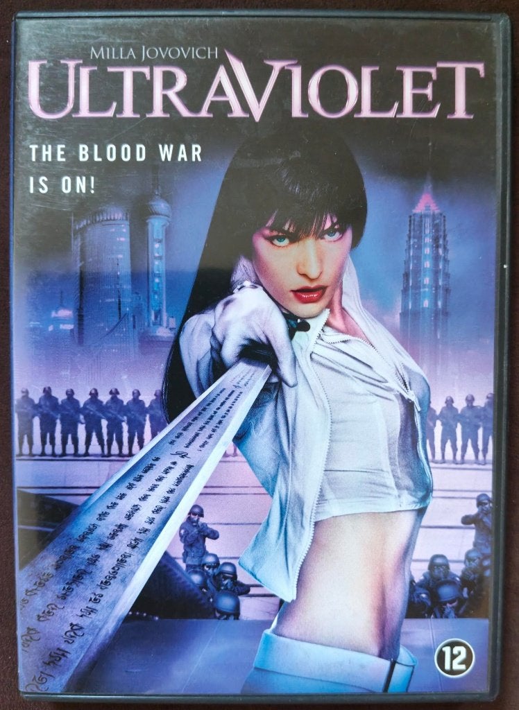 DVD UltraViolet, Vanaf 12 jaar, Ophalen of Verzenden, Zo goed als nieuw
