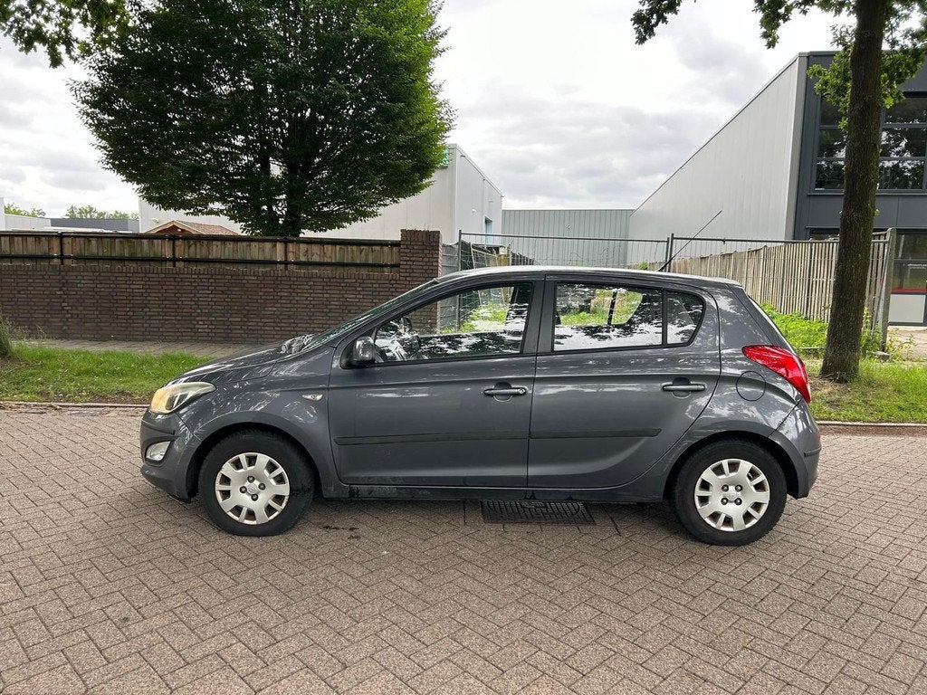 Hyundai I20 1.1 CRDi Business Edition 2014, Auto's, Hyundai, Voorwielaandrijving, 28 km/l, Gebruikt, Origineel Nederlands