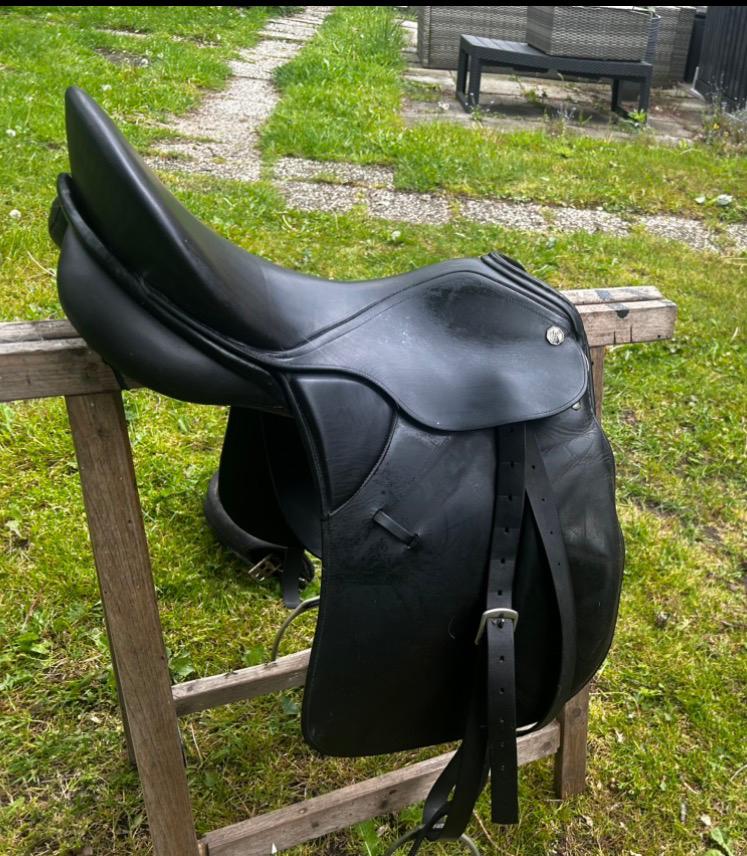 Kieffer dressuurzadel, Dieren en Toebehoren, Ophalen of Verzenden, Zo goed als nieuw, Dressuur