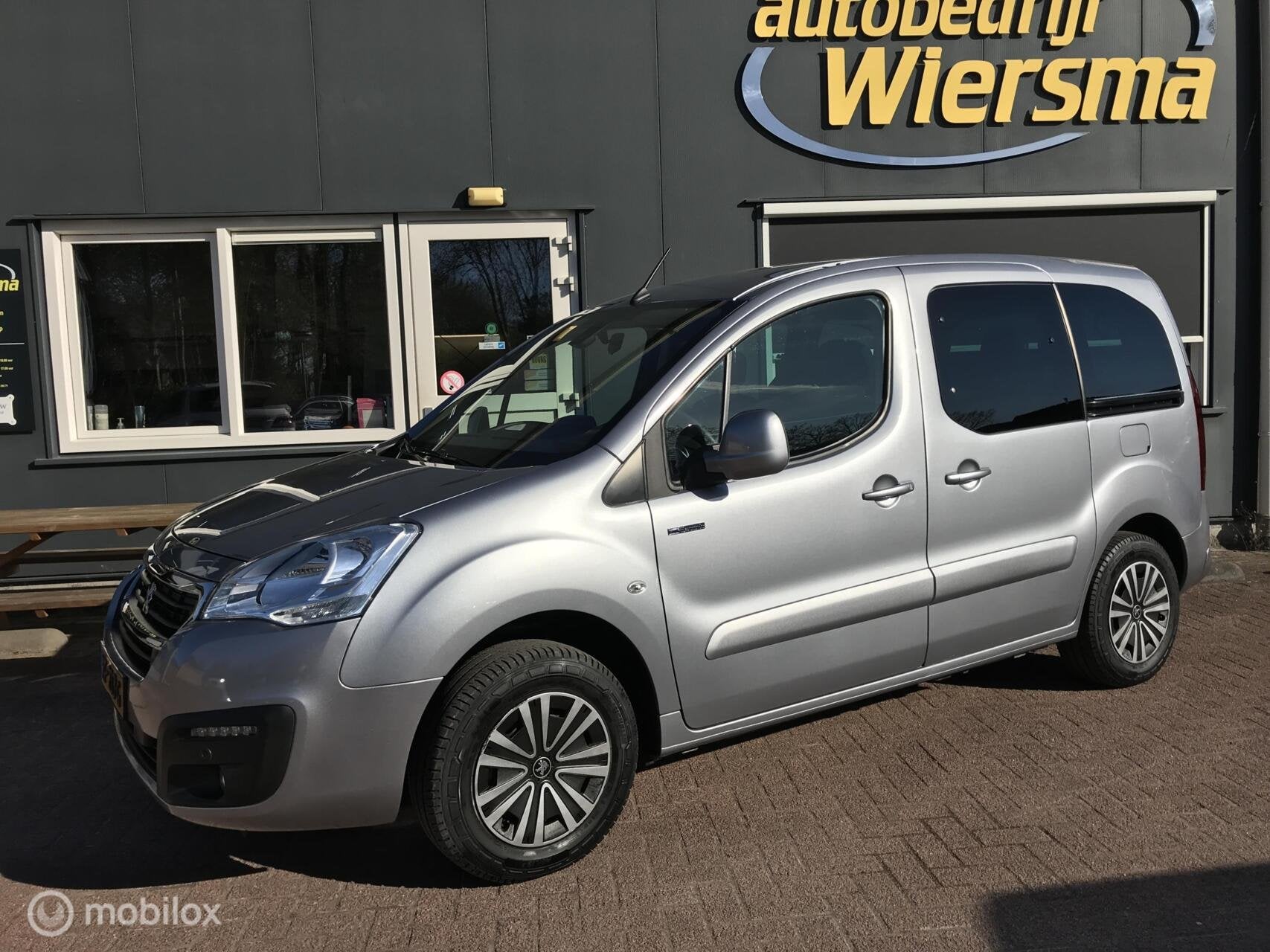 Peugeot Partner Tepee Electric Active, Auto's, Peugeot, Dealer onderhouden, Stof, Gebruikt, Zwart