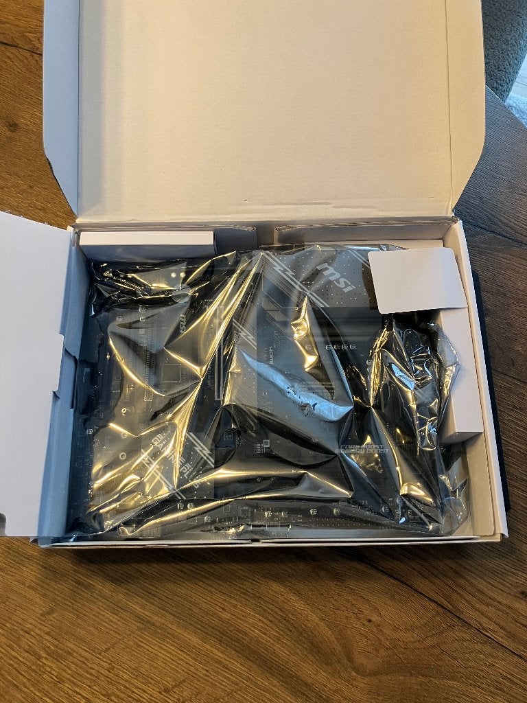 MSI B760 Gaming Plus WiFi moederbord, Computers en Software, Ophalen of Verzenden, Zo goed als nieuw, Intel, DDR5