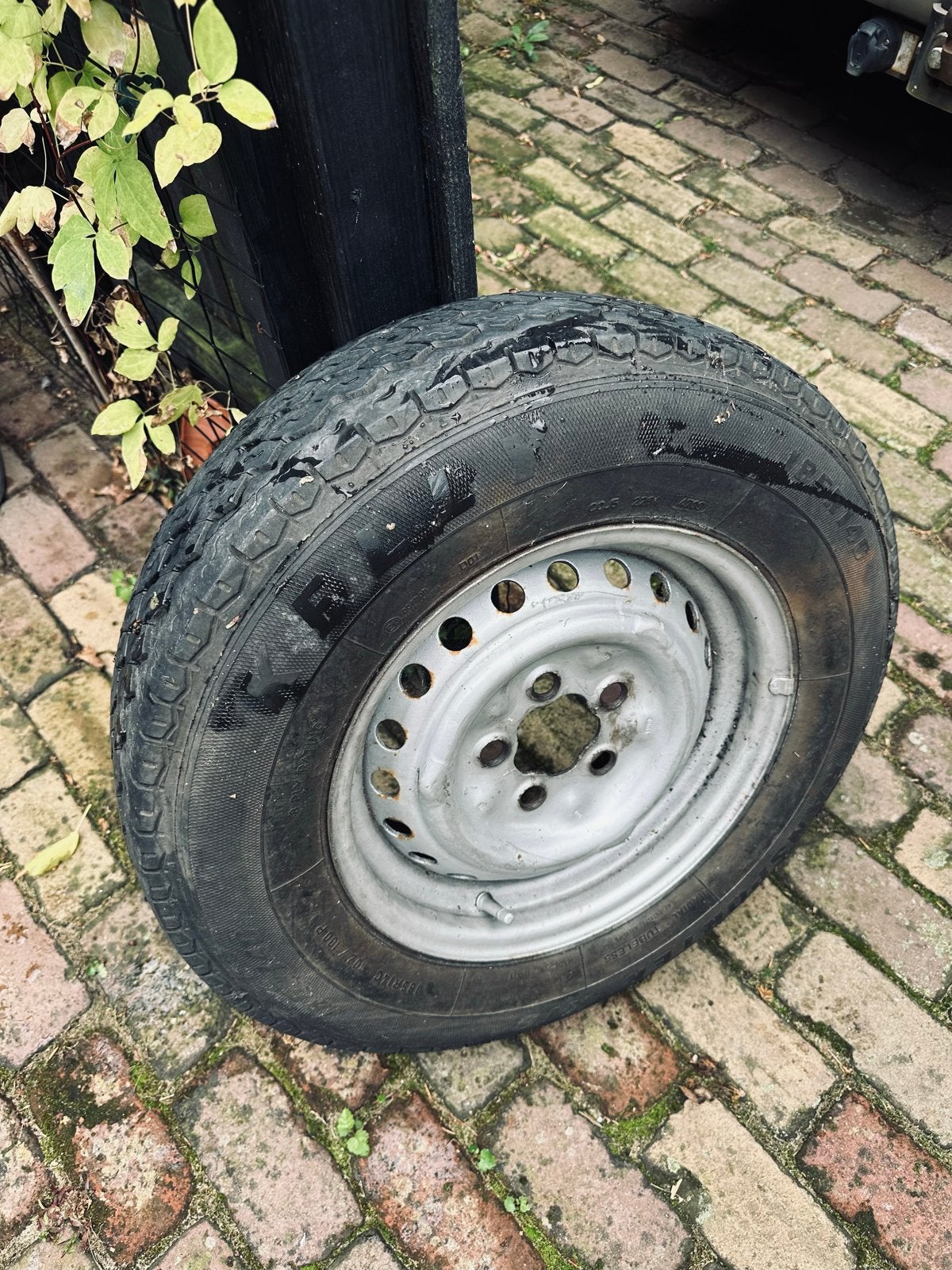 Gebruikte 14 inch bestelwagenband met velg, Auto-onderdelen, Ophalen, 14 inch, Overige, Banden en Velgen