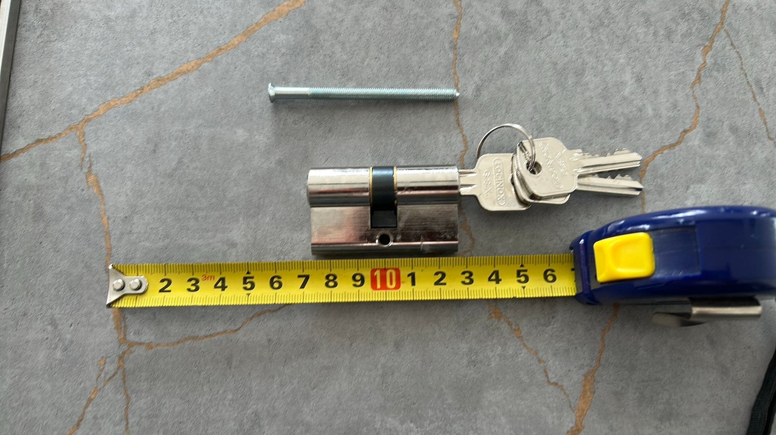 Cilinder met 3 sleutels met schroefpen Nieuw, Ophalen of Verzenden, Zo goed als nieuw, Rvs, Slot