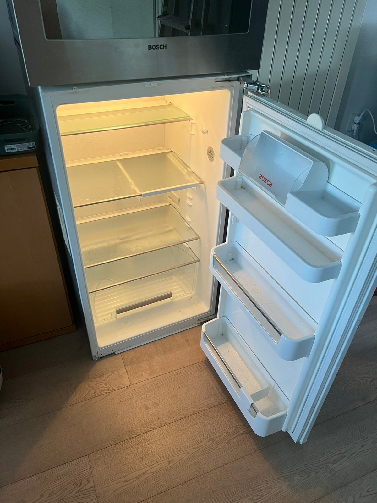 Koelkast en Magnetron/Ovencombi, Ophalen, 75 tot 100 liter, 140 tot 160 cm, Zonder vriesvak