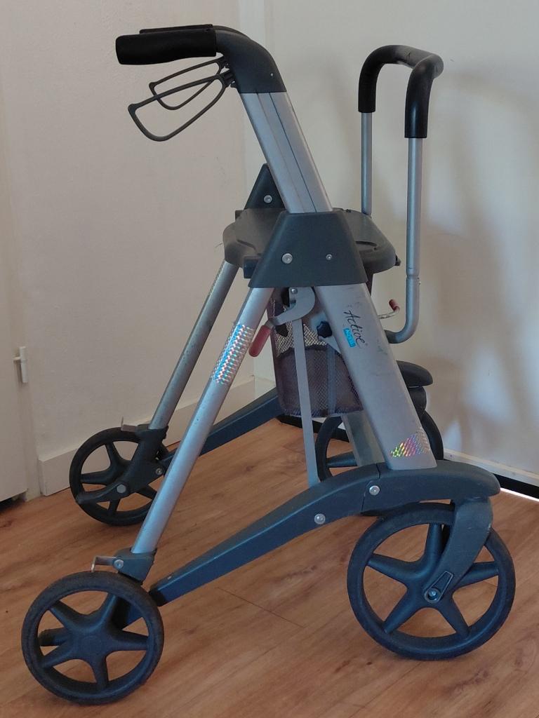 Rollator Anwb Active by Access + Rugsteun + tas, Diversen, Rollators, Gebruikt, Opvouwbaar, Ophalen