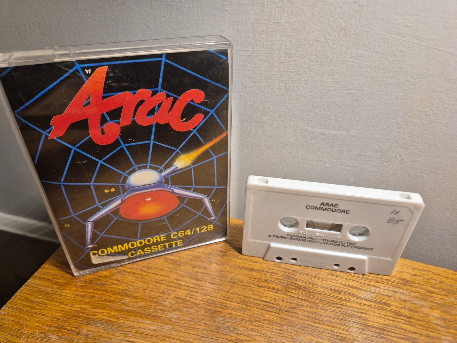 Arac Commodore 64, Ophalen of Verzenden