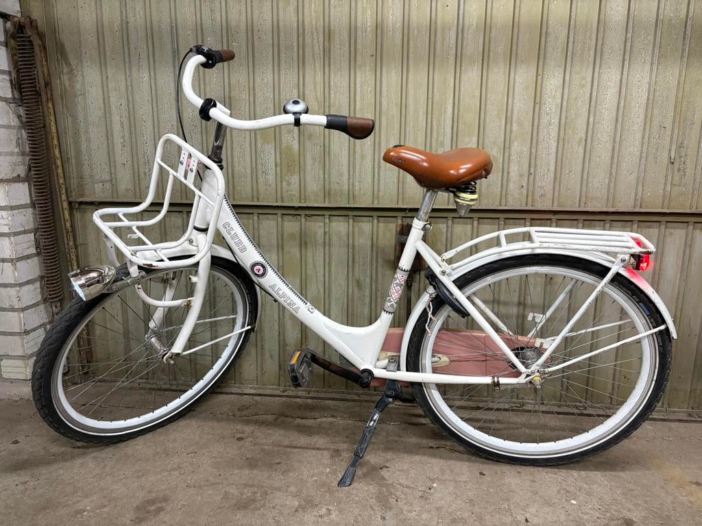 26 inch meisjesfiets transport fiets wit, Fietsen en Brommers, Fietsen | Meisjes, Ophalen, Zo goed als nieuw, 26 inch of meer