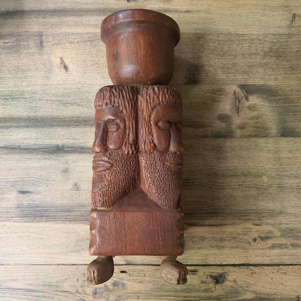 Kandelaar - houtsnijwerk - met 4 gezichten rondom 32cm hoog., Ophalen of Verzenden