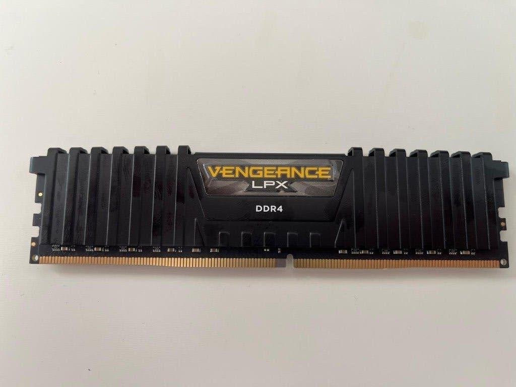 32GB Ram Stick DDR4 3200mhz - Vengeance LPX, 32 GB, Verzenden, DDR4, Zo goed als nieuw