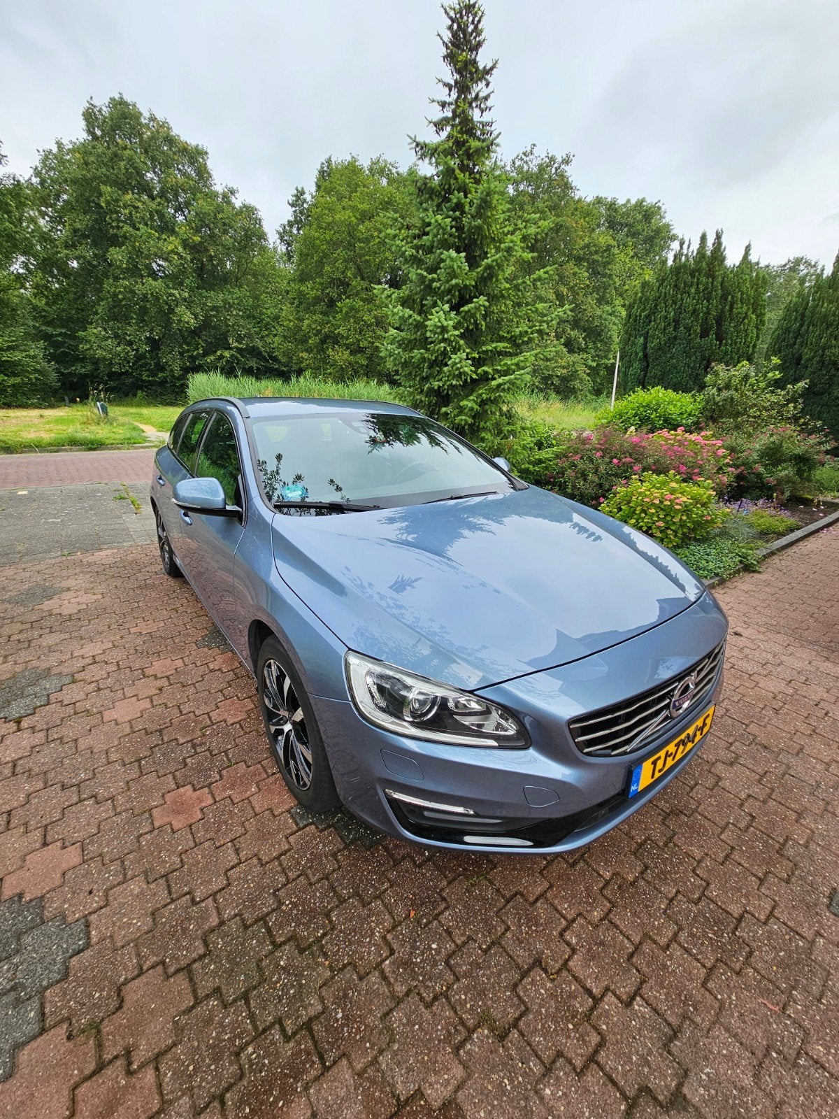 Volvo V60 D2 120pk Start/stop Geartronic 2017 Blauw, Auto's, Volvo, Particulier, V60, ABS, Achteruitrijcamera, Adaptieve lichten