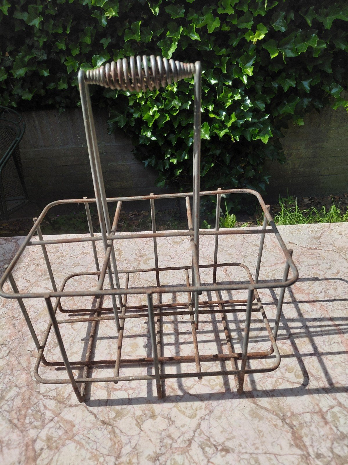 Vintage ijzeren flessenrek / flessenhouder, Vintage, Gebruikt, Ophalen of Verzenden, Metaal