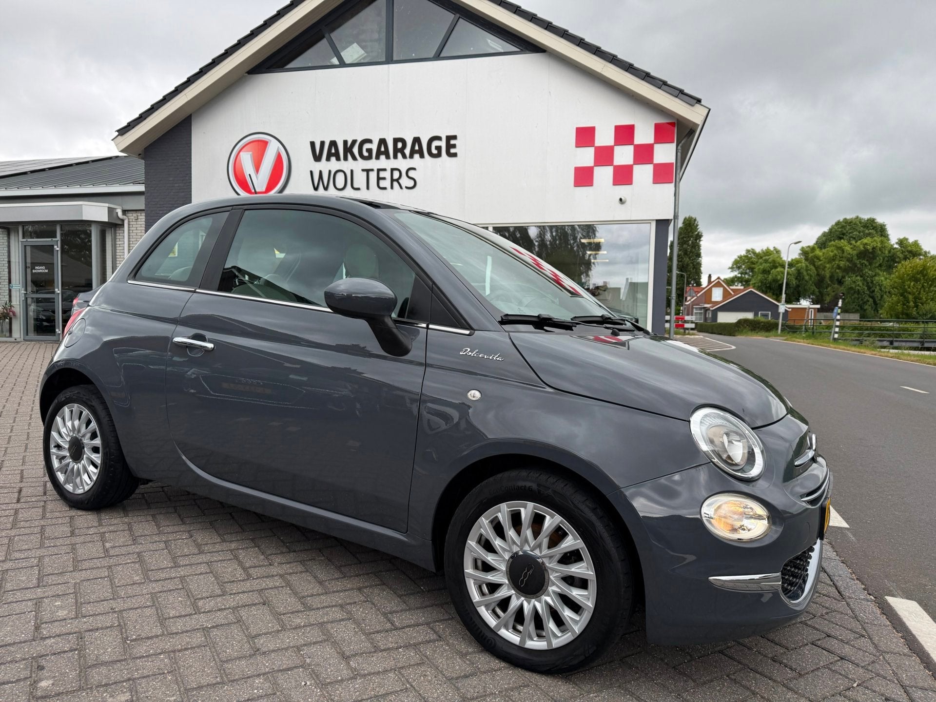 Fiat 500 1.0 Hybrid Dolcevita RIJKLAARPRIJS!, Auto's, Fiat, Voorwielaandrijving, 12 maanden, Euro 6, 4 stoelen