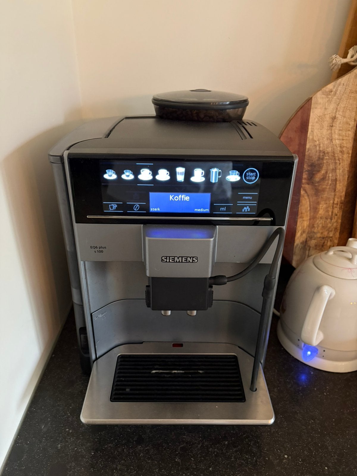 Siemens eq6 plus s100, Witgoed en Apparatuur, Ophalen, Zo goed als nieuw, Koffiemachine
