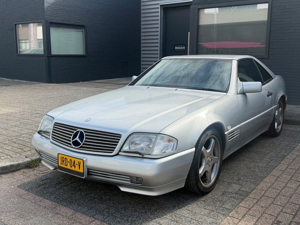 Mercedes-Benz Mercedes SL 320 Cabrio 1995., Auto's, Automaat, Cabriolet, SL, 1771 kg