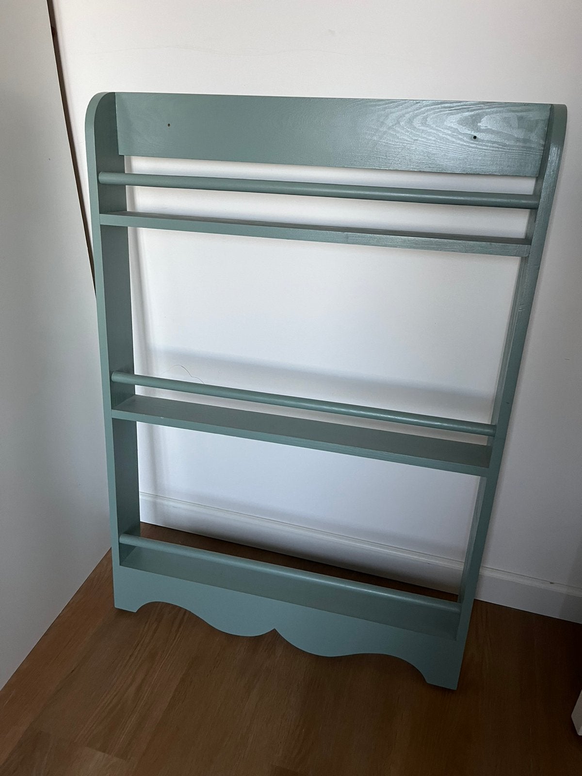 Montessori houten boekenrek blauw/groen boekenkast, Ophalen, Zo goed als nieuw