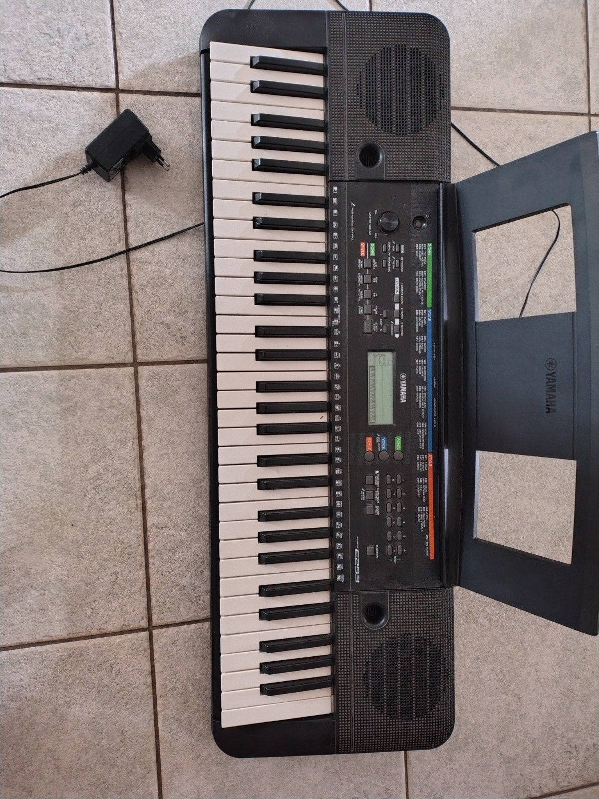 yamaha keyboard psr E253, Muziek en Instrumenten, Keyboards, Ophalen, Gebruikt, 61 toetsen, Yamaha
