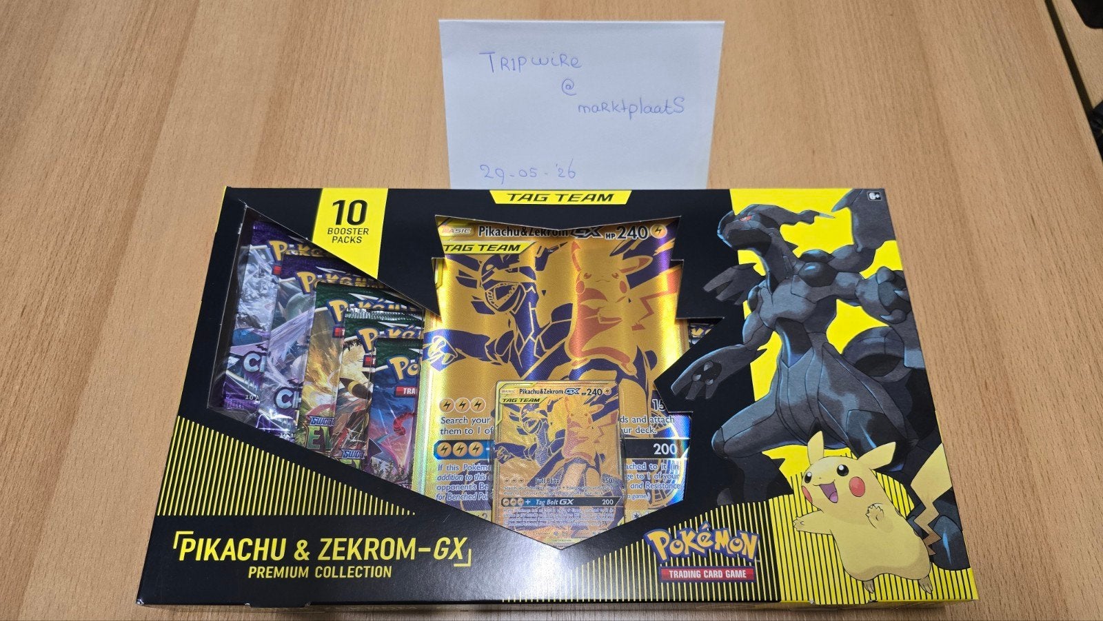 Pikachu & Zekrom GX Premium Collection, Hobby en Vrije tijd, Verzamelkaartspellen | Pokémon, Ophalen, Nieuw, Overige typen, Foil