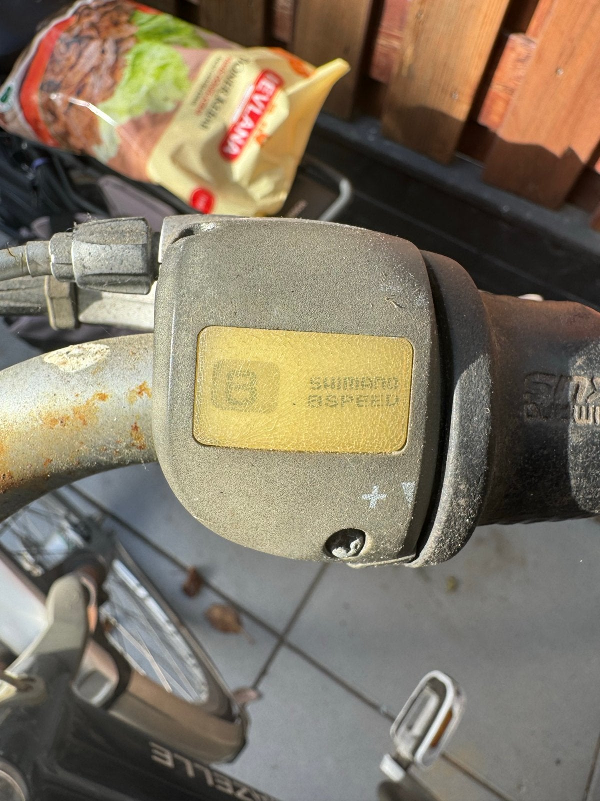 Foto 6 van Gazelle shimank damesfiets met 8 versnellingen
