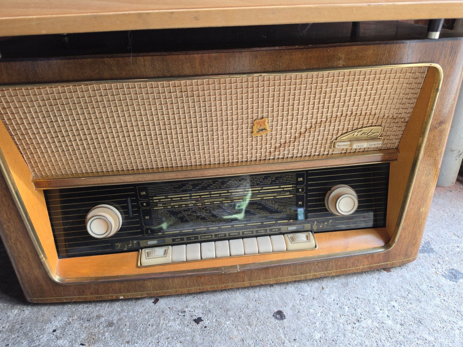 Metz buizen radio, Ophalen