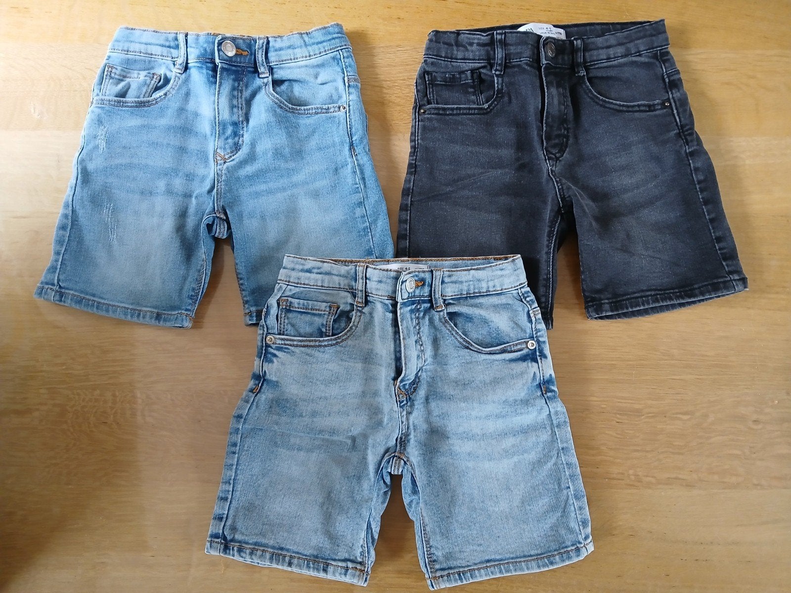 Korte broek maat 110 (meisje), Ophalen, Zo goed als nieuw, Jongen of Meisje, Broek